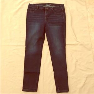 NY&Co Size 14 Dark wash Soho Jeans